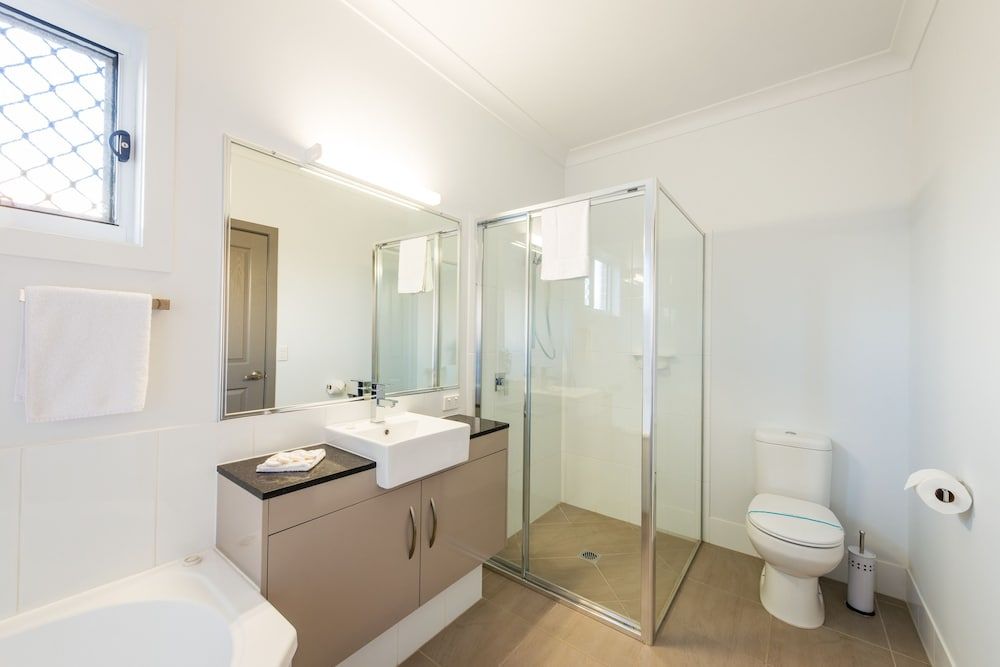 Athena Motel Apartments 1 Bedroom Family 4