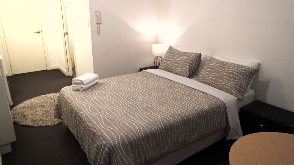 Cityview Studio Accommodation Deluxe Studio Suite 5