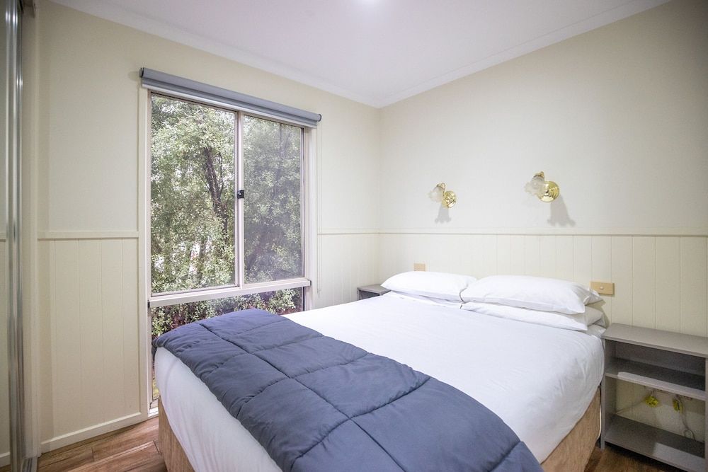 Feathertop Villa