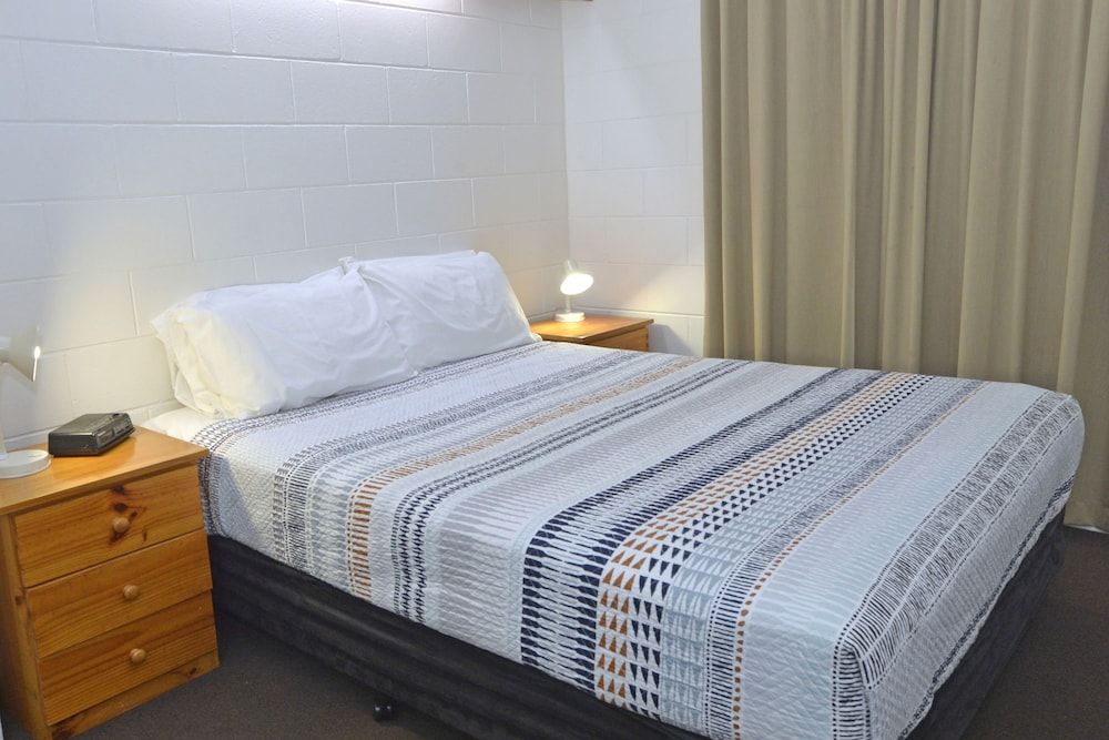 City Gardens Apartments Standard Apartment, 2 Bedrooms