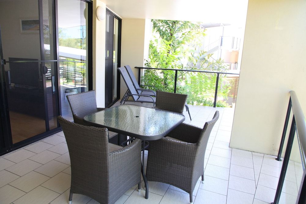 Standard 1 Bedroom Apartment - Kitchen