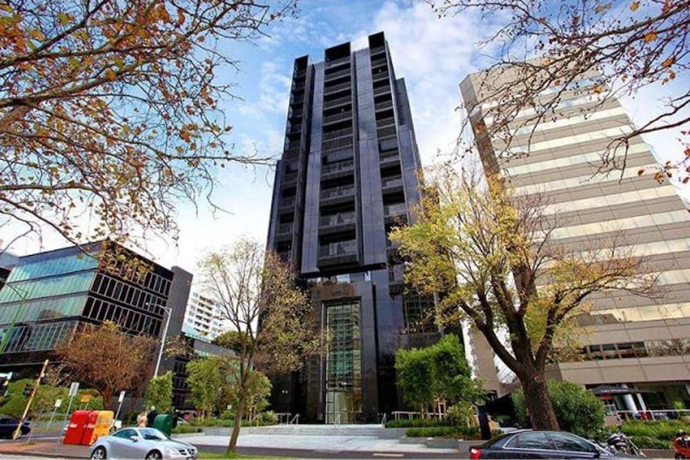 undefined Wyndel Apartments St Kilda Views 6