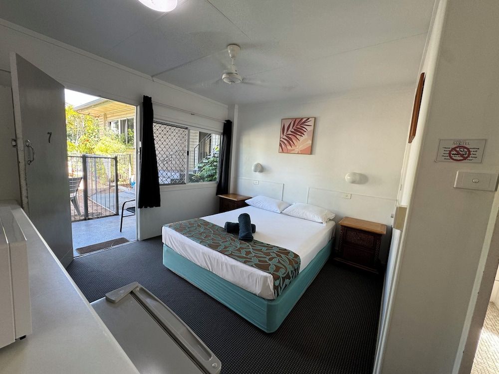 undefined Cairns City Motel 8