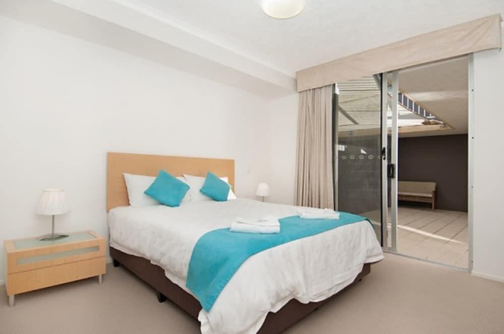 3 Bedroom Beachfront Apartment