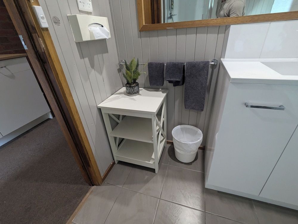 Kyabram Country Motel Standard Room, 1 Queen Bed 6