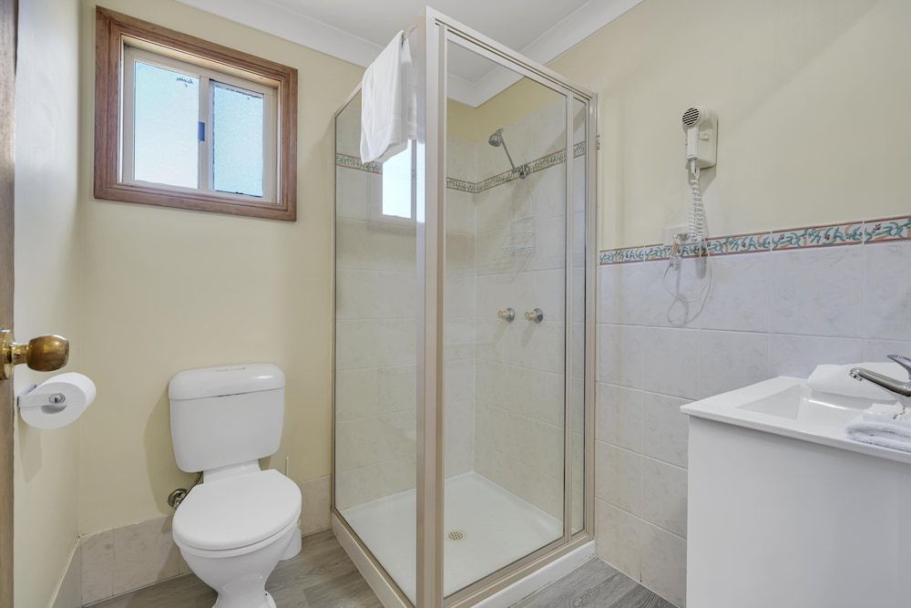 Ingenia Holidays Avina Family Studio Cabin 9