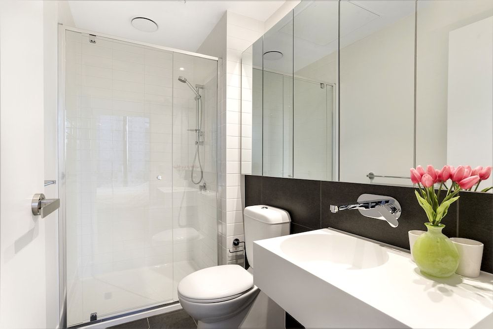 Manhattan Apartment Two Bedroom Twin Apartment 4