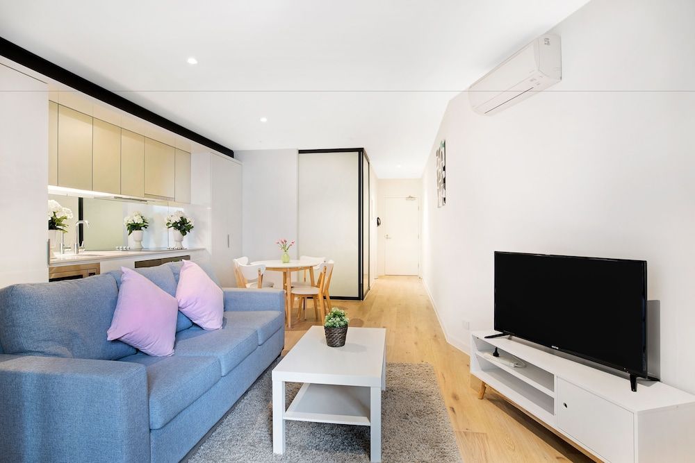 undefined Manhattan Apartment 8