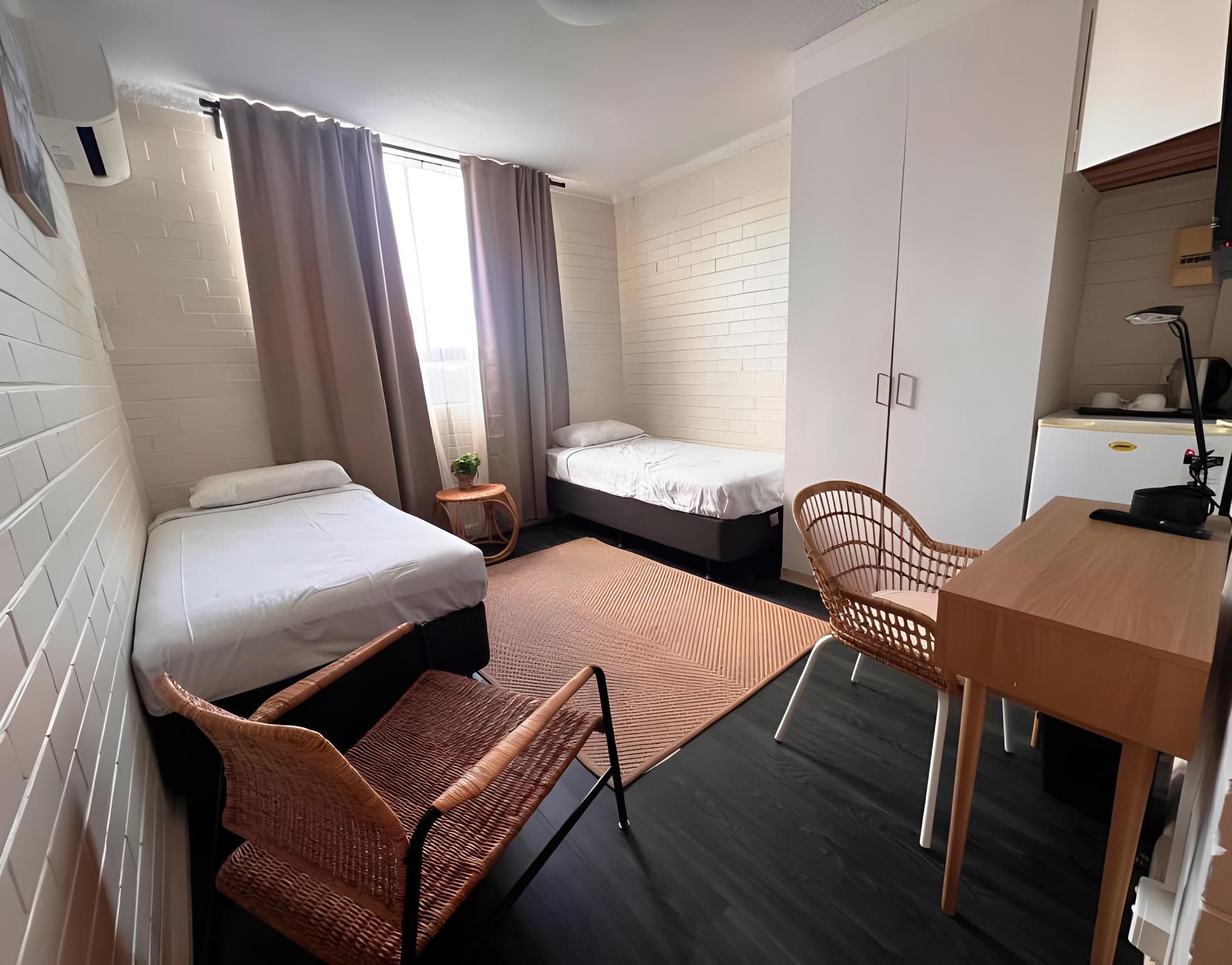 Little Coogee Hotel Standard Twin Room