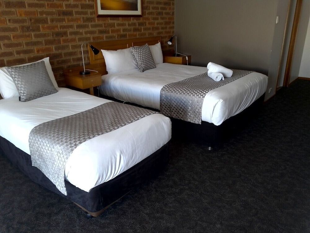 Kerang Motel Comfort Queen Triple 2