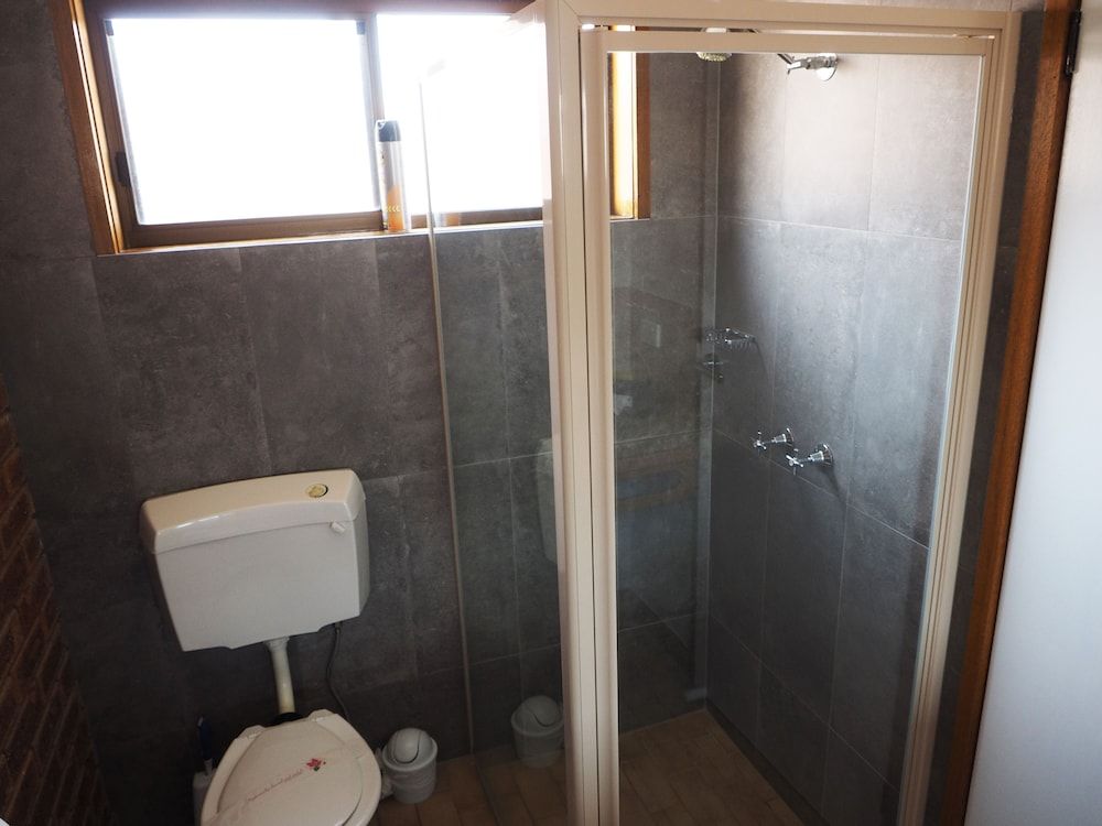 Kerang Motel Comfort Queen Room 7