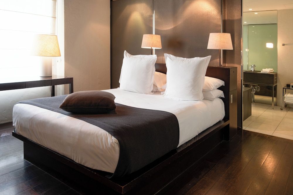 Establishment Hotel Studio 2