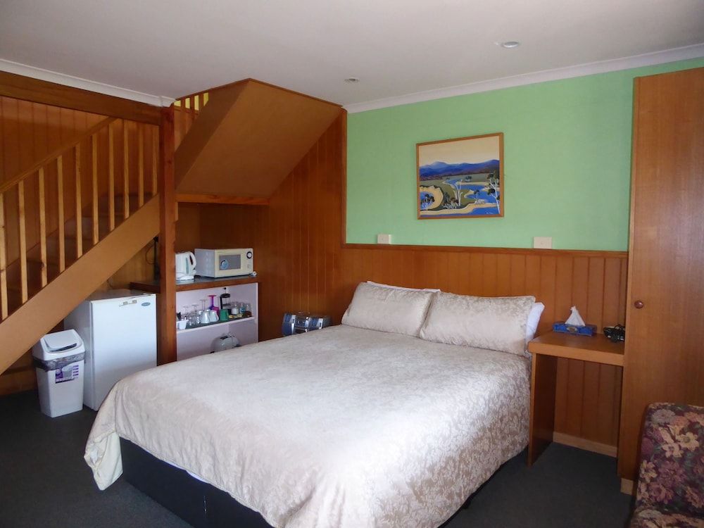 Economy Studio, 2 Bedrooms