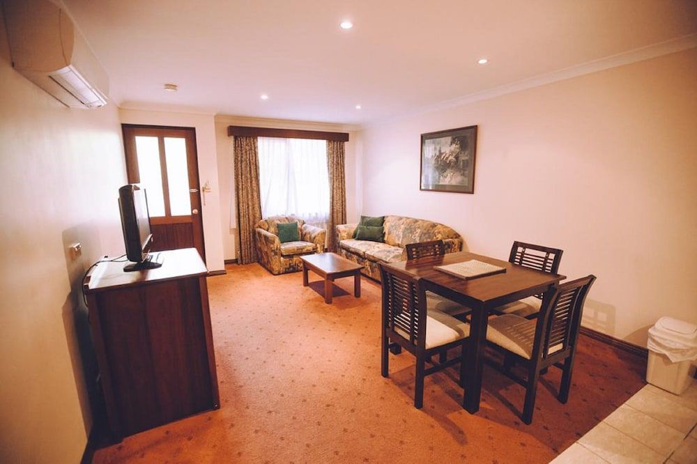 Margaret River Resort Standard 1 Bedroom Apartment with Kitchenette 4