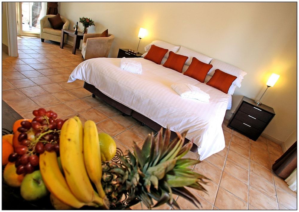 Deluxe Double Room, Non Smoking, Balcony (Deluxe Cabin)