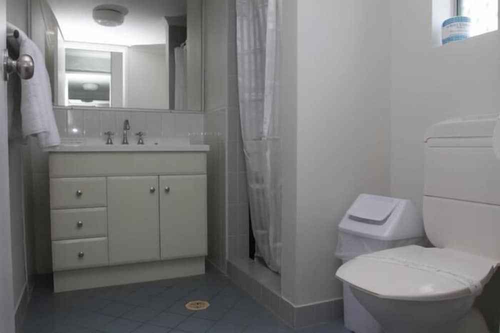 Darcy Arms Motel Standard Room, Non Smoking (Standard Double Room) 6