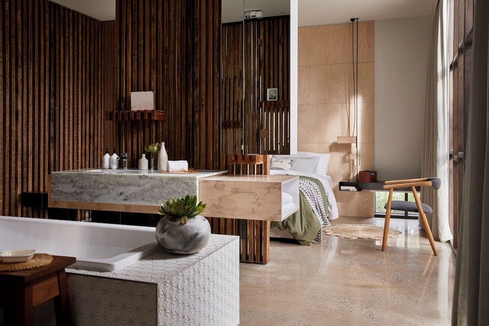 Suite Three