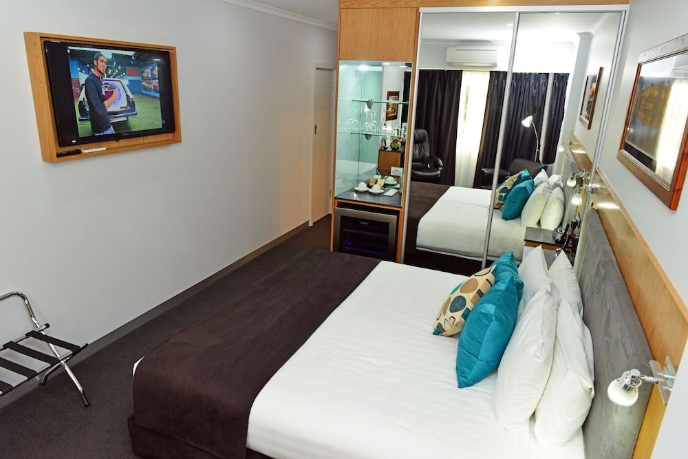 Hotel King Suite