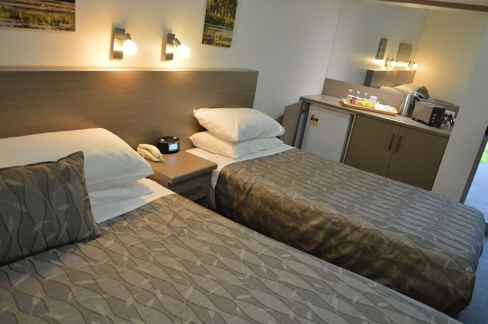 Loxton Community Hotel Motel Gardenview Motel (Queen + Single) 2