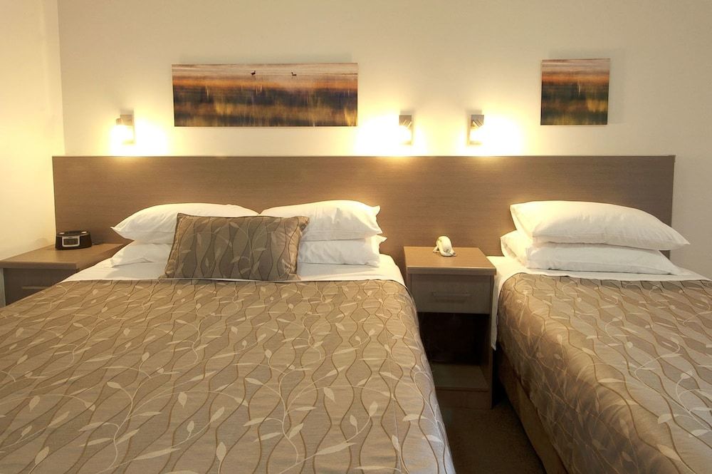 Loxton Community Hotel Motel Gardenview Motel (Queen + Single) 5