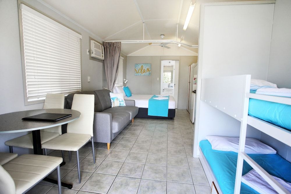 BIG4 Tasman Holiday Parks - Rowes Bay Ensuite Villa (Studio) 9