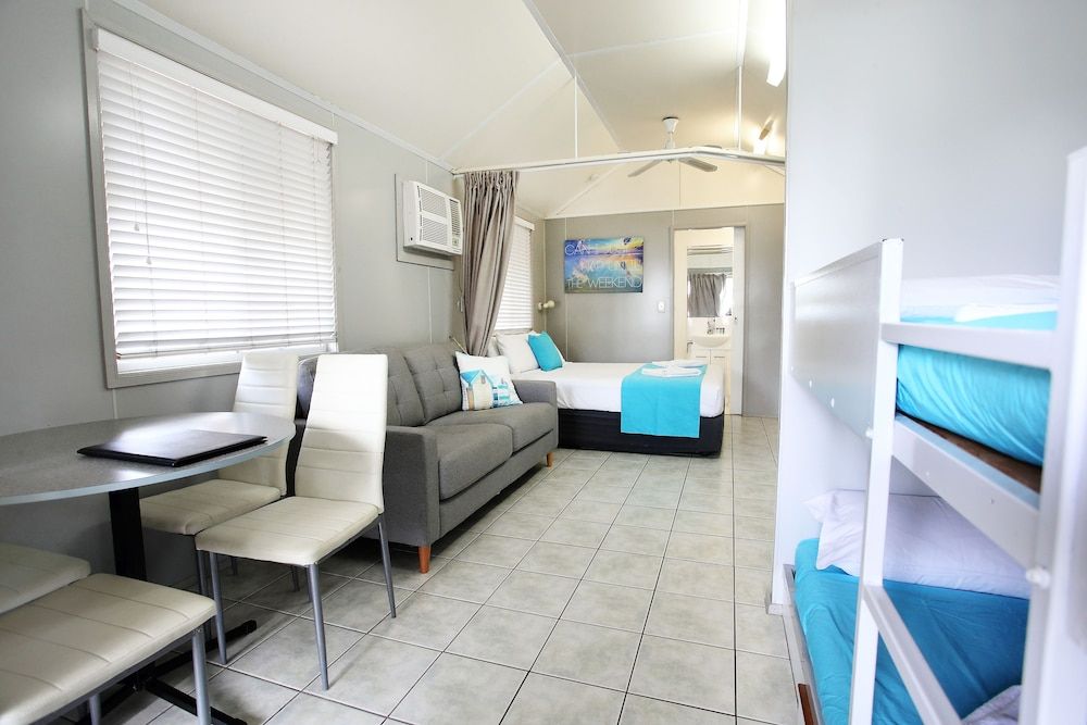 BIG4 Tasman Holiday Parks - Rowes Bay Oceanview Villa (Type B) (Studio) 7