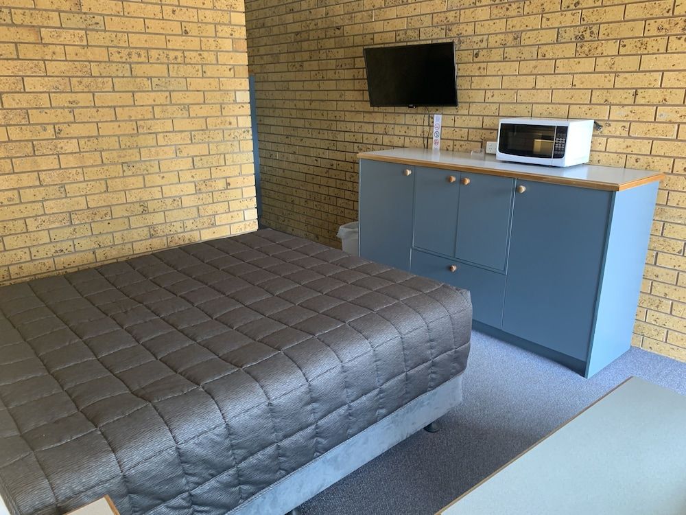 Newell Motor Inn - Narrandera Standard Room, Non Smoking (Standard Double) 6