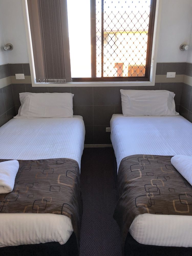 Family Twin Room, 2 Bedrooms, Non Smoking (Family Suite)
