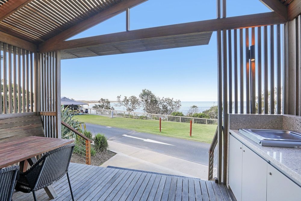 Reflections Bonny Hills - Holiday Park Premium Cabin - Sleeps 5 4