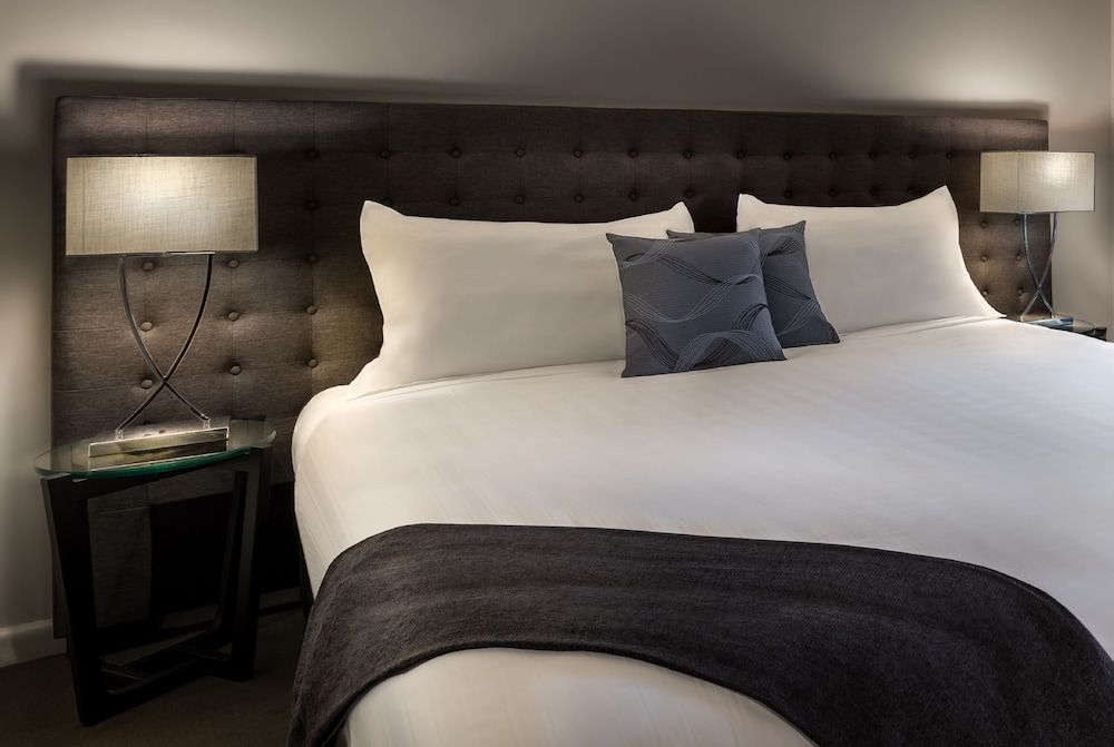 Crest on Park Standard Two Bedroom Apartment 3