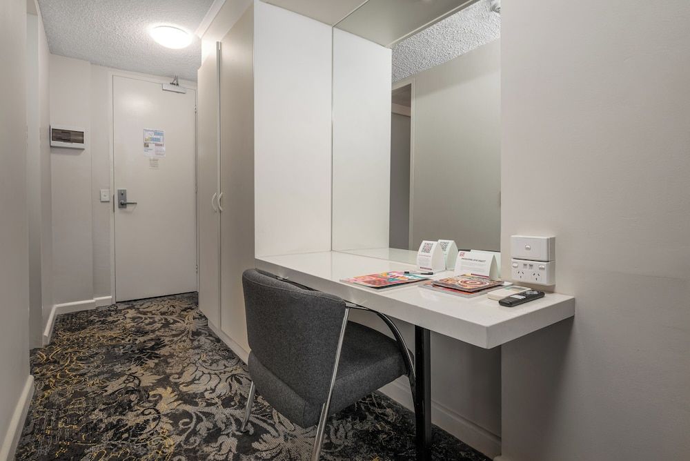 undefined City Limits Hotel 8