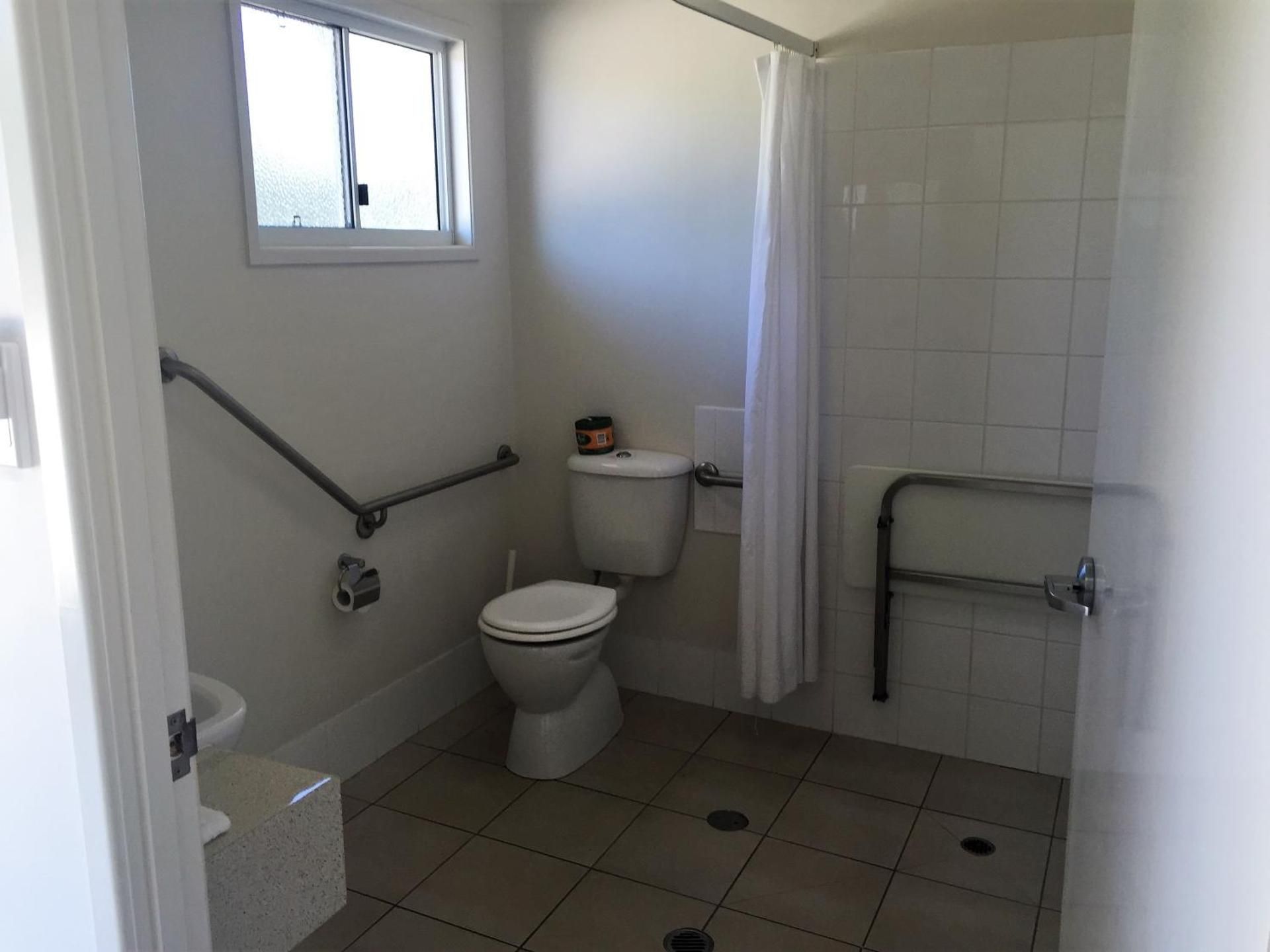 Swag Motel Queen Room - Disability Access 2