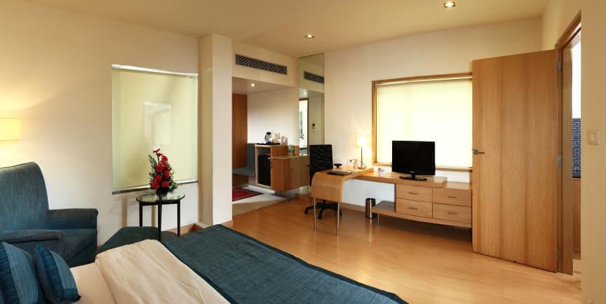 Minerva Grand - Banjara Premium Room Twin Bed 4