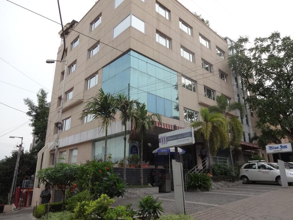 Hotel Exterior