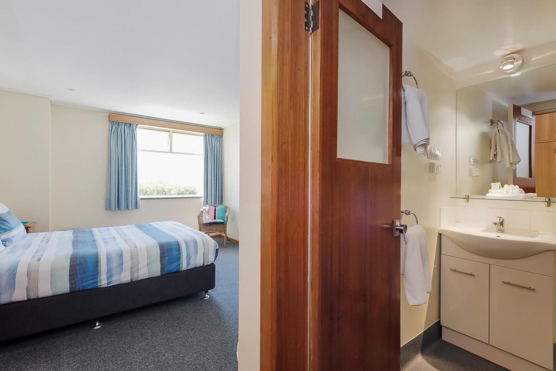 Marquis Hotel Motel Double Room 7