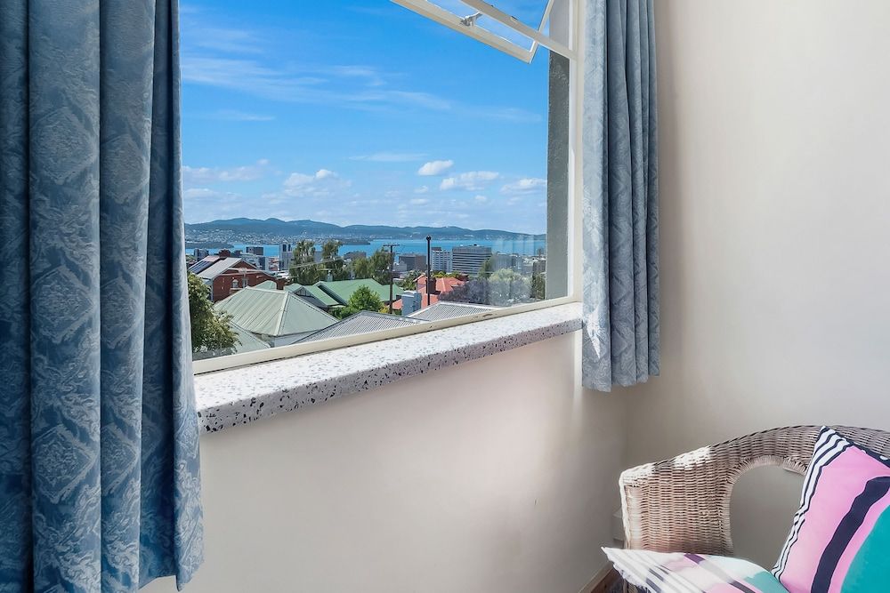 Marquis Hotel Motel Family Room (Large) 2