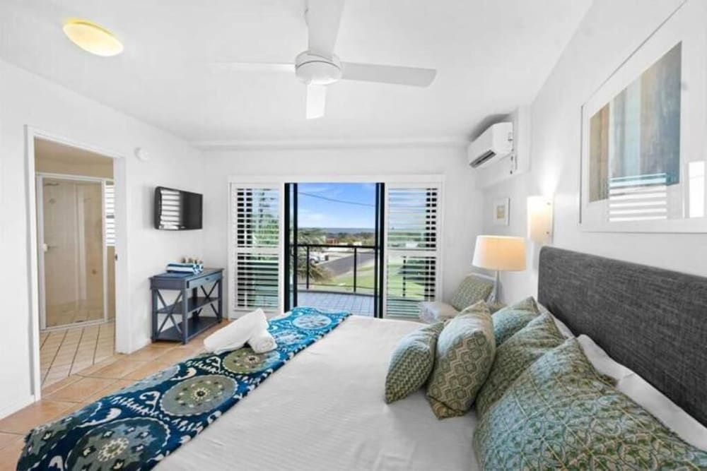 INT 3 Brm Ocean facing 1st Floor Apt
