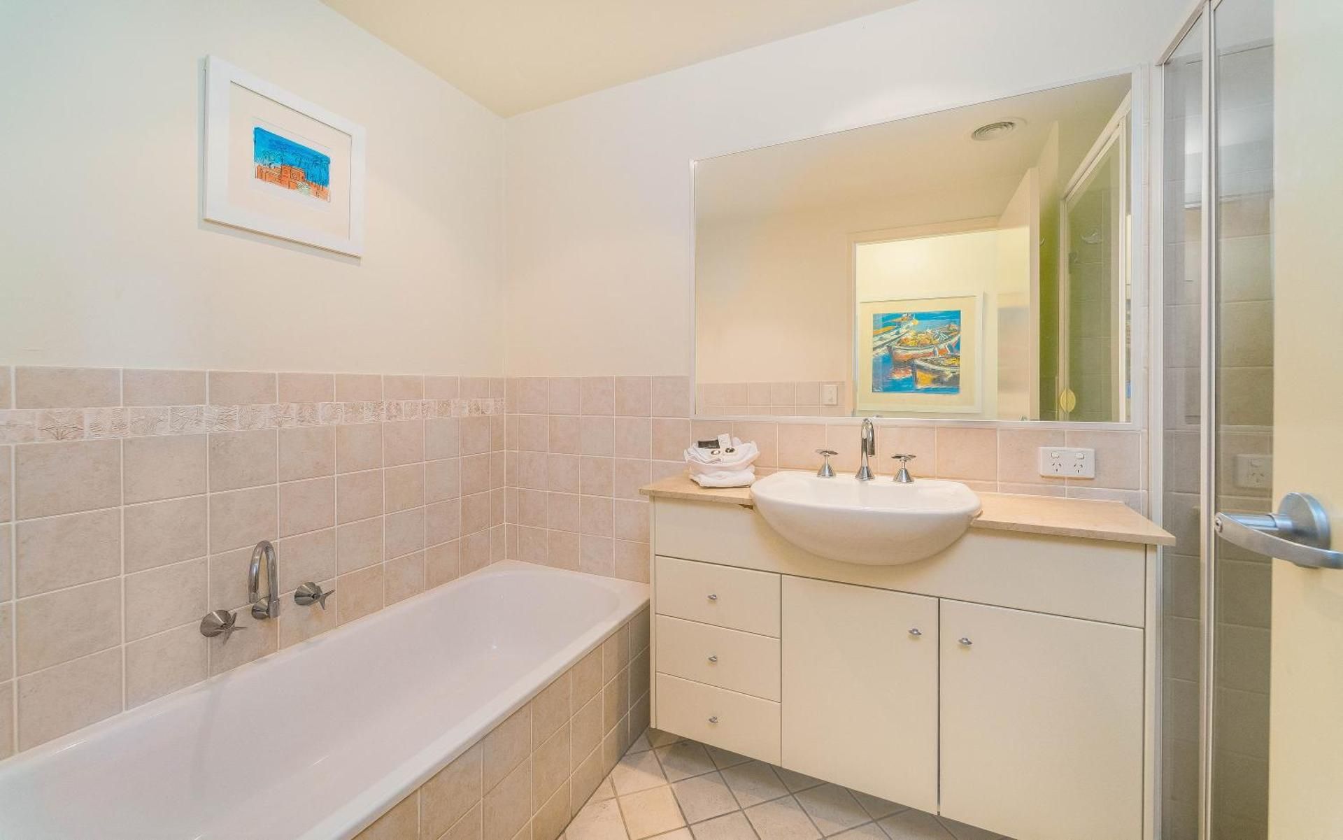 The Cove Yamba 3 Brm Ocean Facing 1st Floor Apt 2