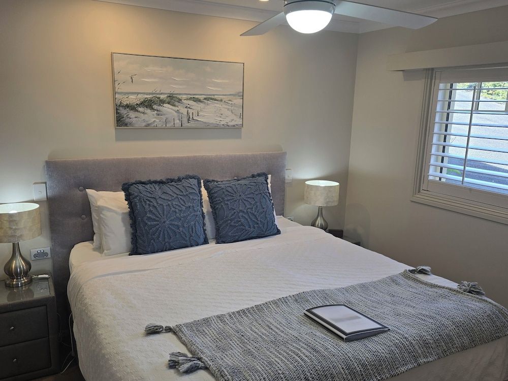 On The Terrace Stanley Premium Apartment, 1 King Bed, Bay View, Beachside 4