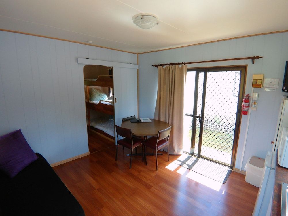 Zeehan Bush Camp Standard Cabin, 1 Bedroom, Kitchen 3