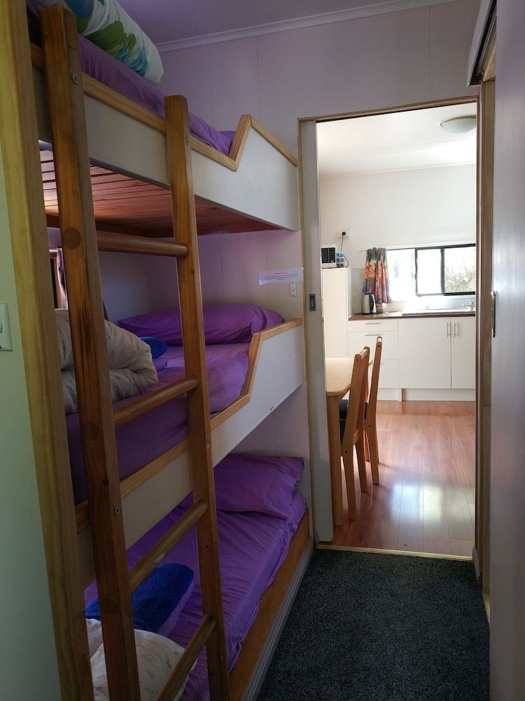 Zeehan Bush Camp Standard Cabin, 1 Bedroom, Kitchen 2