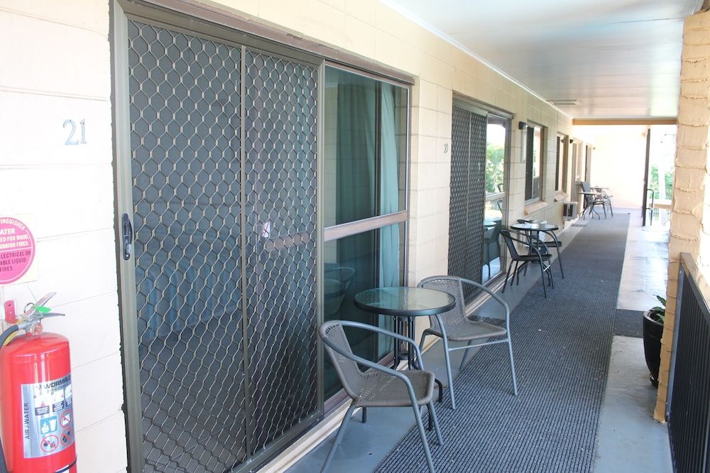 Oasis Inn Cairns Studio 4