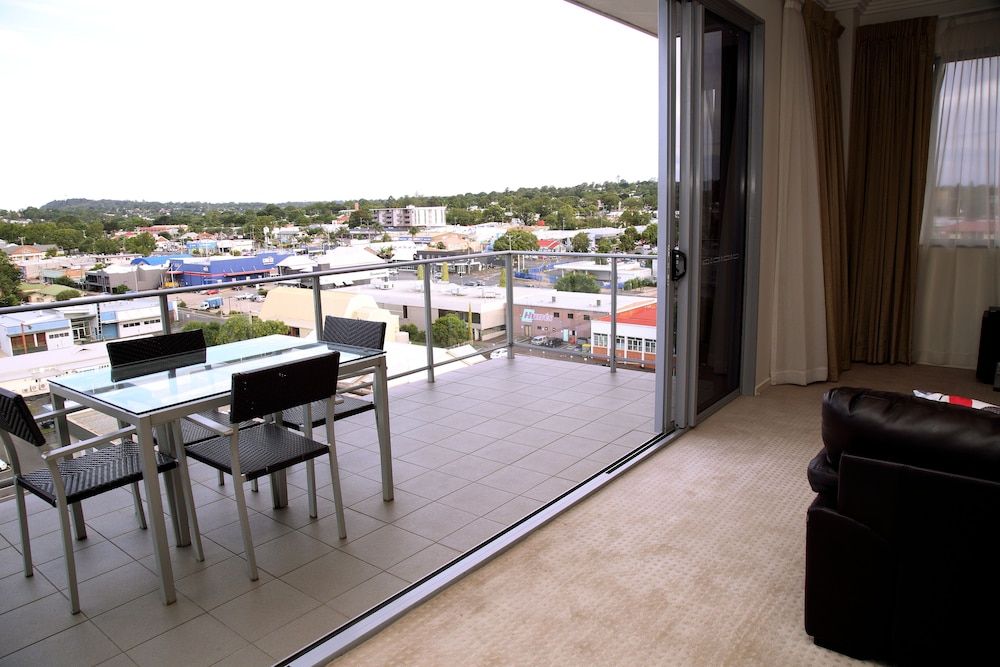 Toowoomba Central Plaza Apartment Hotel Three Bedroom Penthouse 5