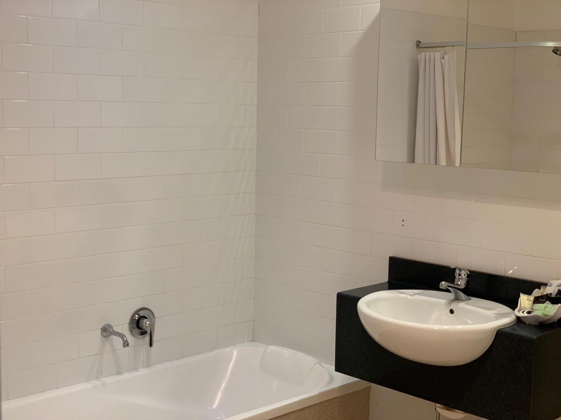 Sandpiper Motel Apollo Bay 2 Bedroom Apartment 2 Queen 2