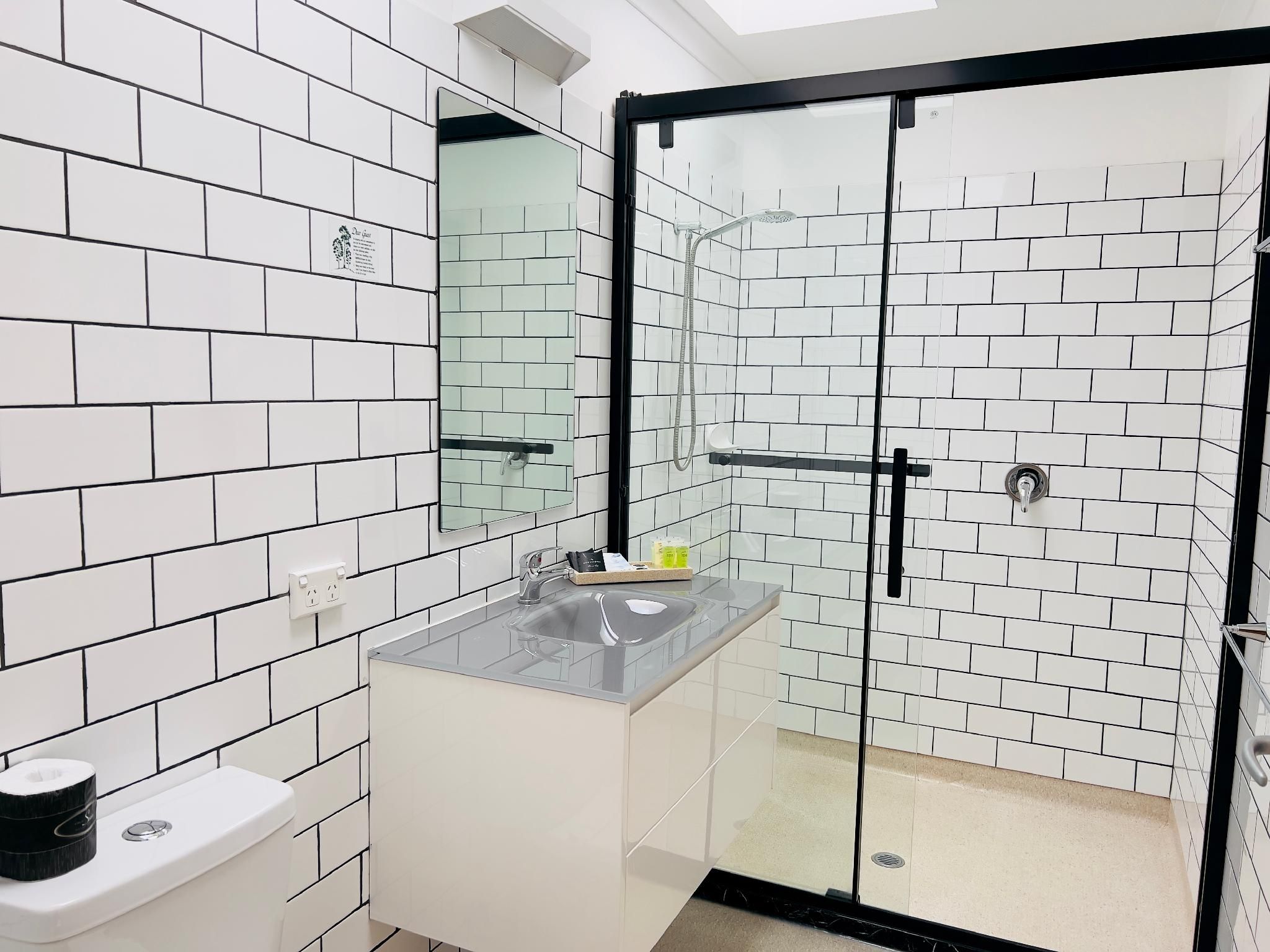 Queen Room with Terrace