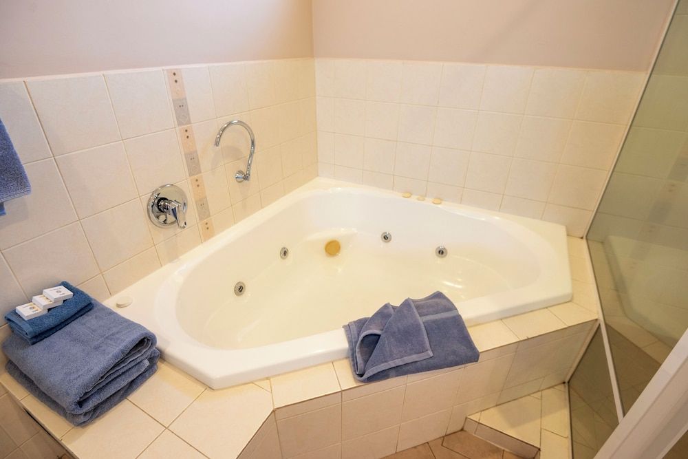 Bunbury Apartment Motel Apartment, 2 Bedrooms, Non Smoking, Kitchenette 13