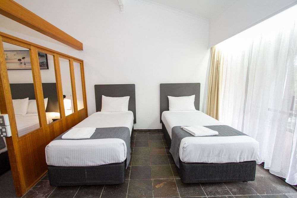 King Spa Suite