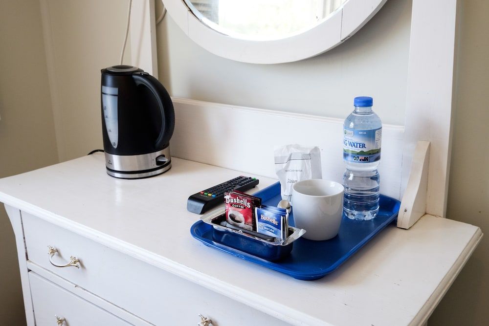 Peel Inn Nundle Superior Room, 1 King Bed, Ensuite 3