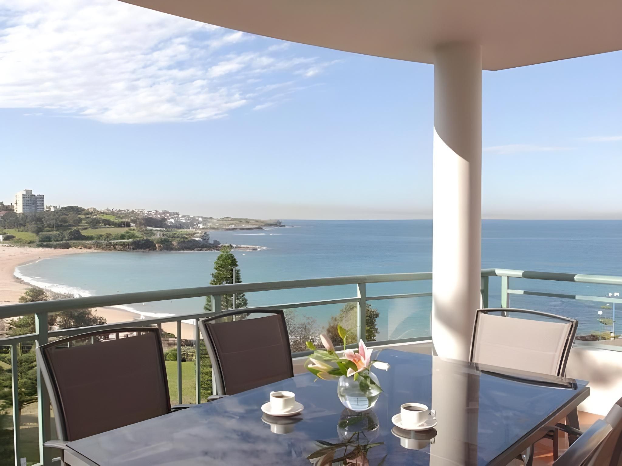 3-Bedroom Deluxe Beachfront Apartment