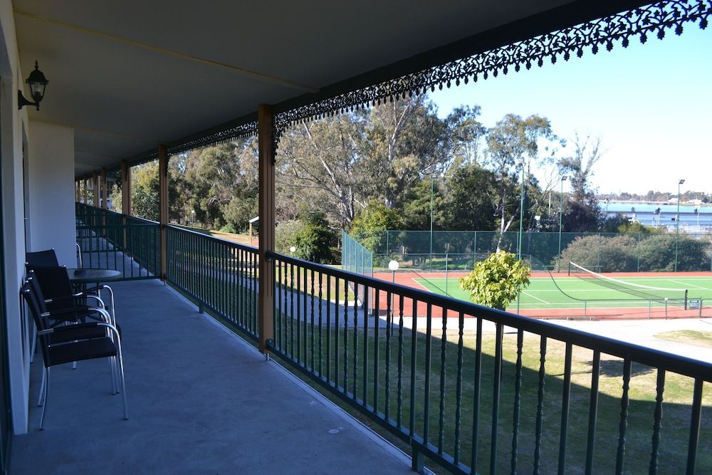 Wattle Apartment